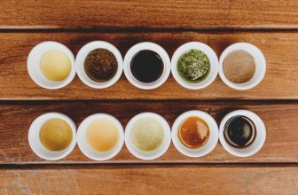 Quali sono i migliori tipi di ingredienti da includere nella preparazione dei pasti settimanali?