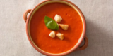 Come puoi creare una collezione di zuppe stagionali per ogni mese?
